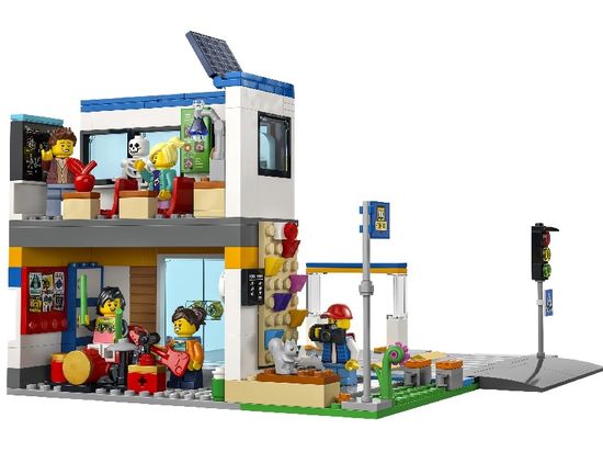 Конструктор LEGO City Community 60329 День в школе